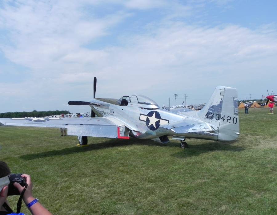 oshkosh_2014_day1_077.jpg